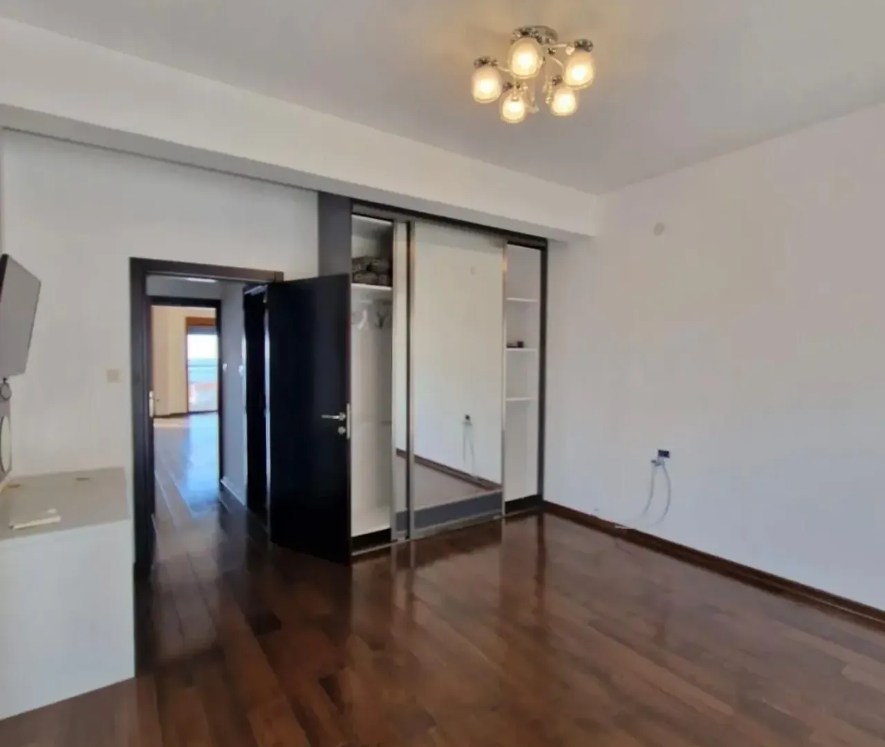Prodaja, trosoban stan, 152m², Petrovac, Budva