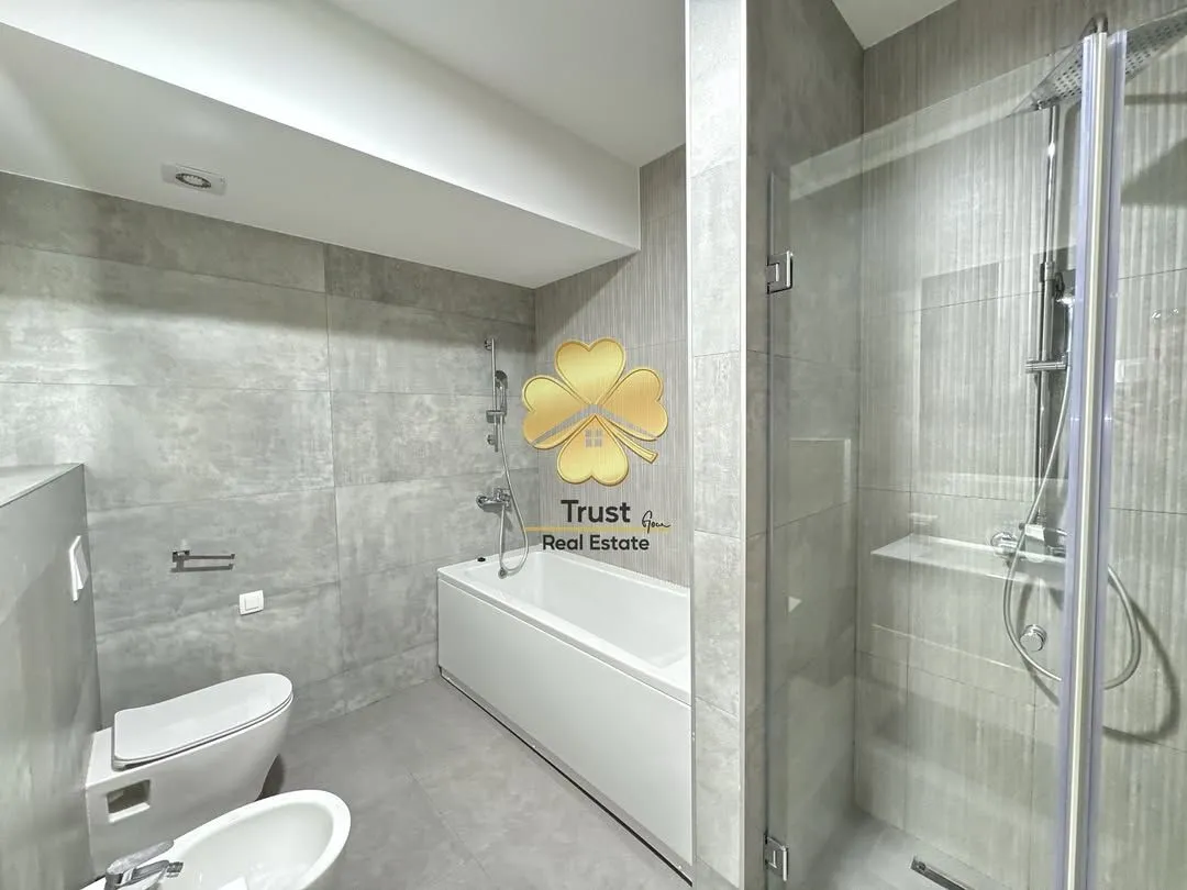 Rent, four bedroom apartment, 130m², Master Kvart, Podgorica