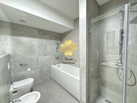 Izdavanje, četvorosoban stan, 130m², Master Kvart, Podgorica - image 16