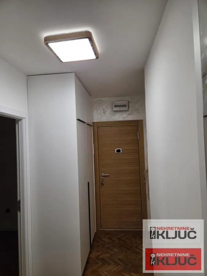 Prodaja, dvosoban stan, 64m², Spens, Novi Sad Sve Podlokacije