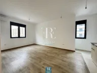 Izdavanje, dvosoban stan, 60m², City Kvart, Podgorica - image 3