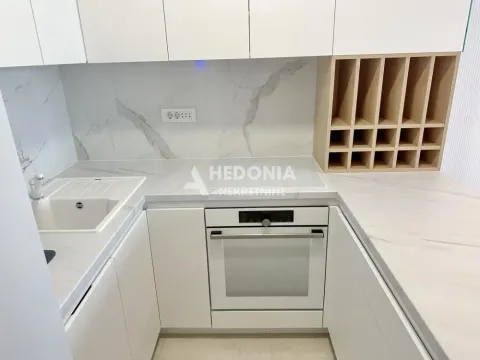 Izdavanje, dvosoban stan, 56m², Novi Beograd Blok 65, Novi Beograd Sve Podlokacije - image 7