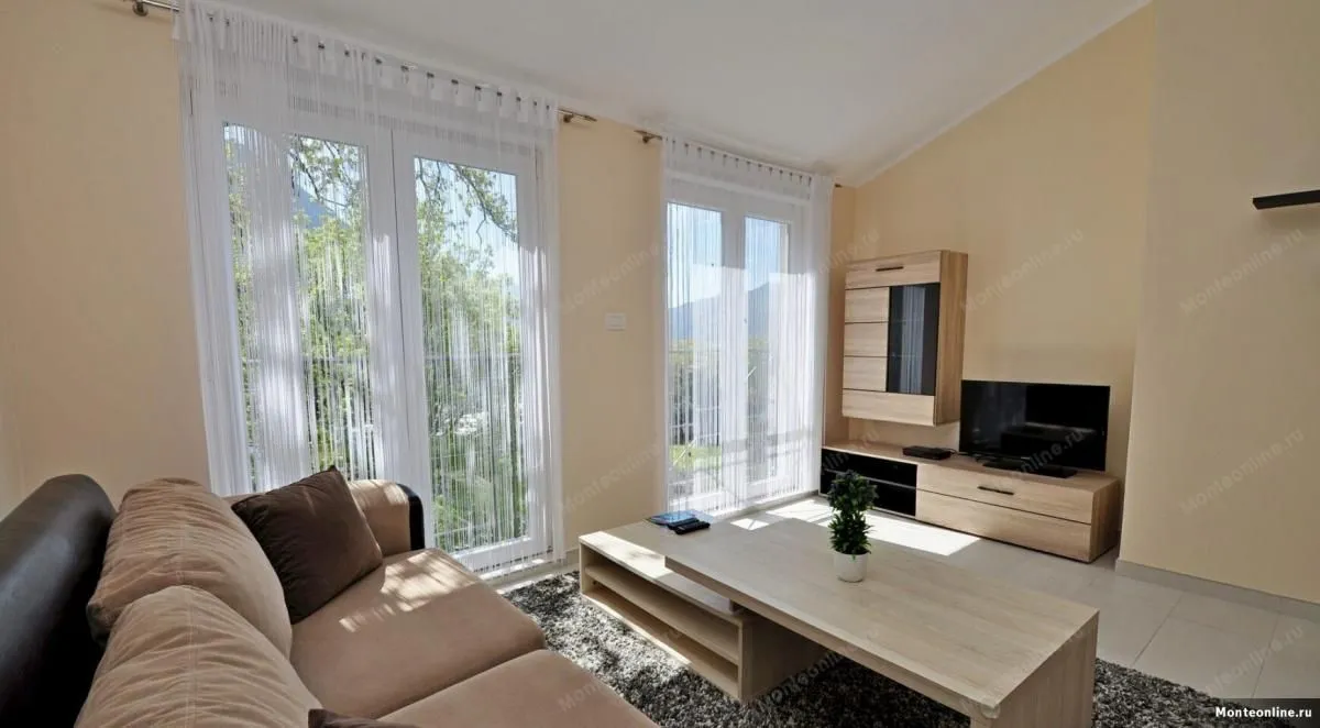 Prodaja, dvosoban stan, 73m², Orahovac, Kotor