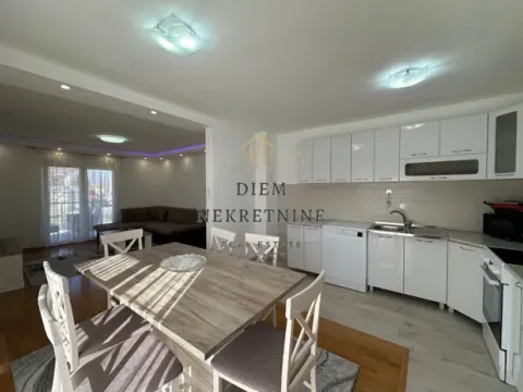 Izdavanje, trosoban stan, 120m², Donja Gorica, Podgorica - image 11