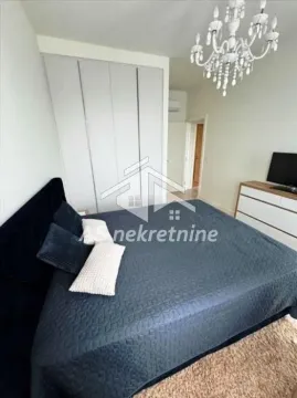 Izdavanje, trosoban stan, 83m², Savski Venac, Beograd - image 9