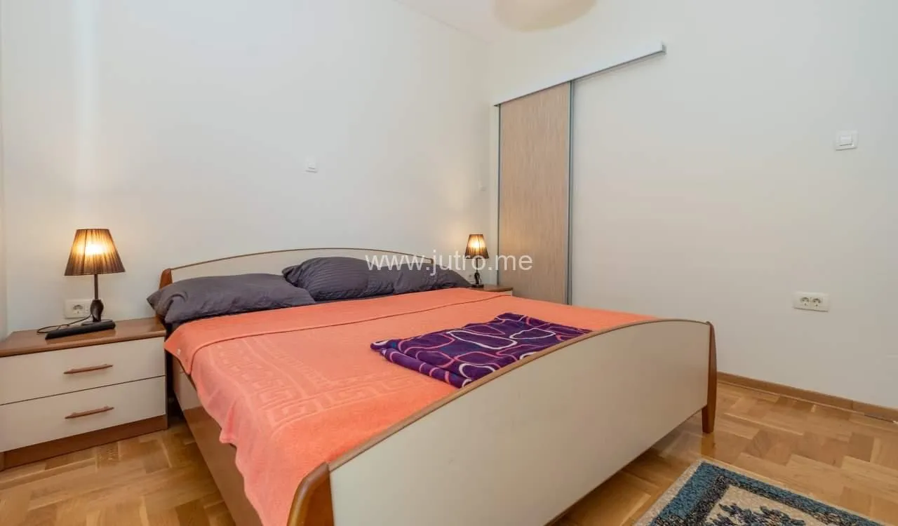 Rent, house, 200m², Spuž, Danilovgrad