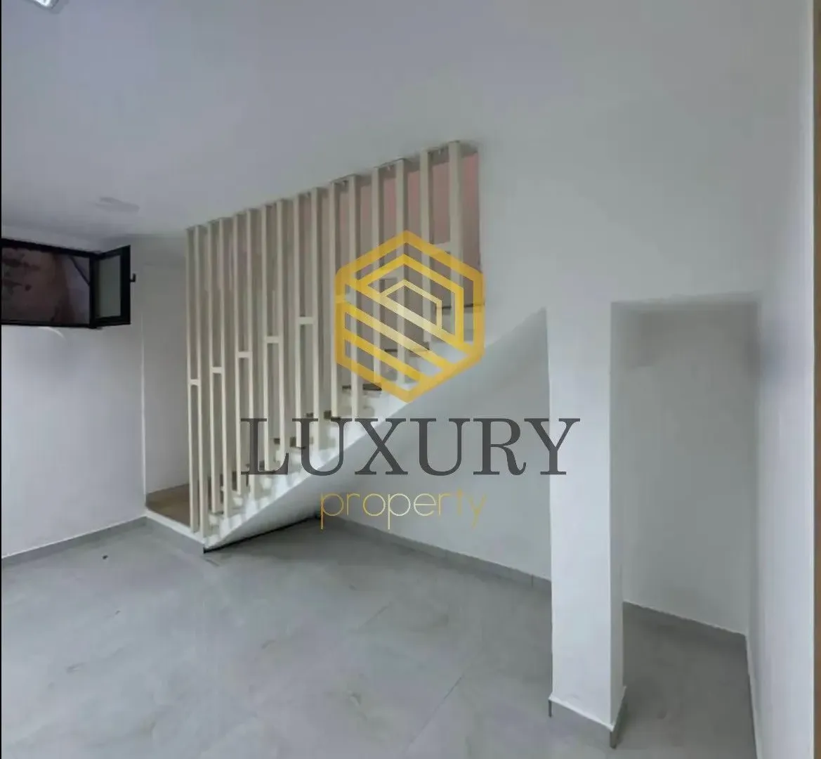 Sale, office space, 64m², Gintaš, Podgorica