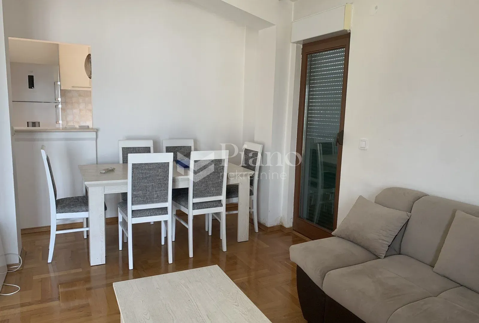 Rent, two bedroom apartment, 85m², Stari Aerodrom, Podgorica