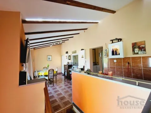 Prodaja, kuća, 257500m², Sremska Kamenica, Petrovaradin - image 2