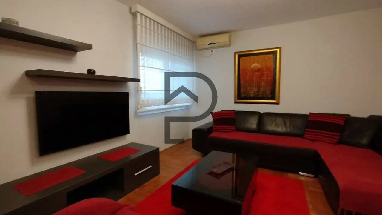 Izdavanje, stan, 73m², Stari Aerodrom, Podgorica