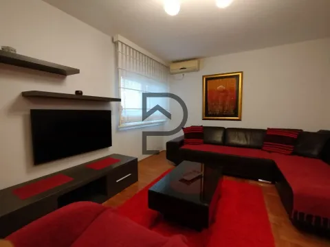 Izdavanje, stan, 73m², Stari Aerodrom, Podgorica