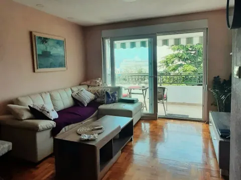 Rent, two bedroom apartment, 60m², Centar, Bar - image 2