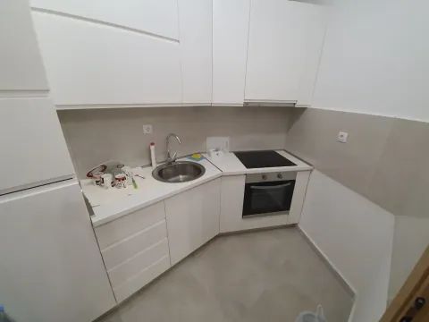 Izdavanje, jednosoban stan, 48m², Bečići, Budva - image 4