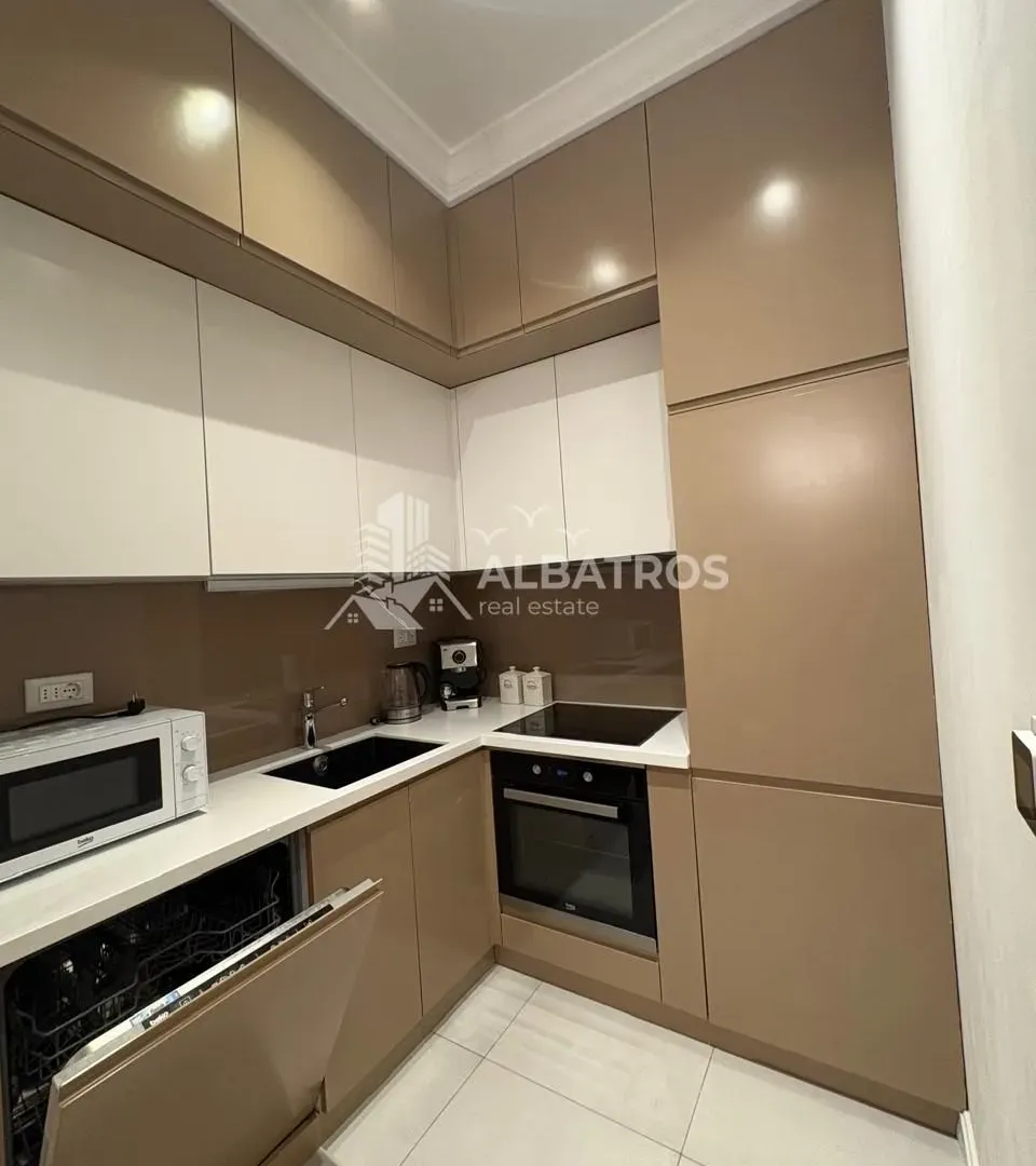Rent, two bedroom apartment, 80m², Centar, Bar