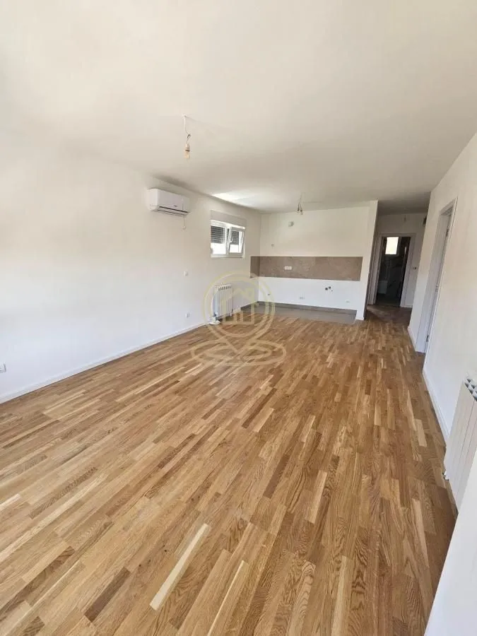 Prodaja, trosoban stan, 64m², Zvezdara Sve Podlokacije, Beograd