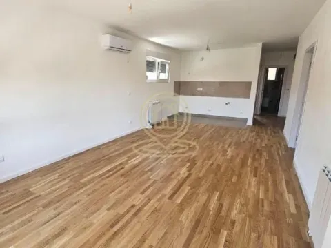 Prodaja, trosoban stan, 64m², Zvezdara Sve Podlokacije, Beograd - image 12