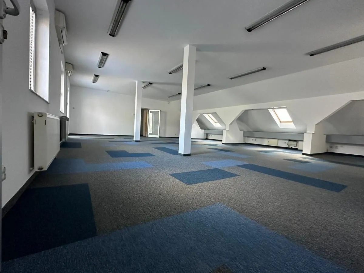 Rent, office space, 300m², Centar, Novi Sad