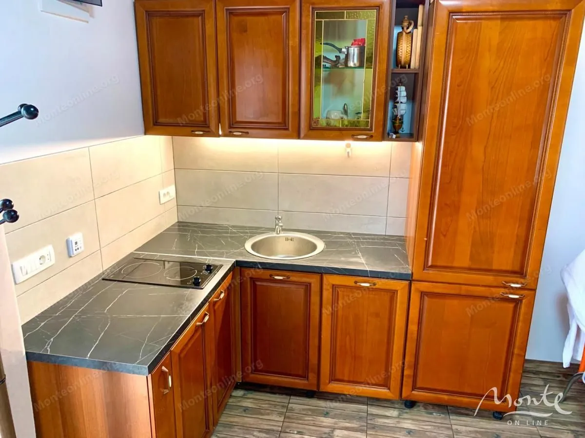 Prodaja, kuća, 250m², Radovići, Tivat
