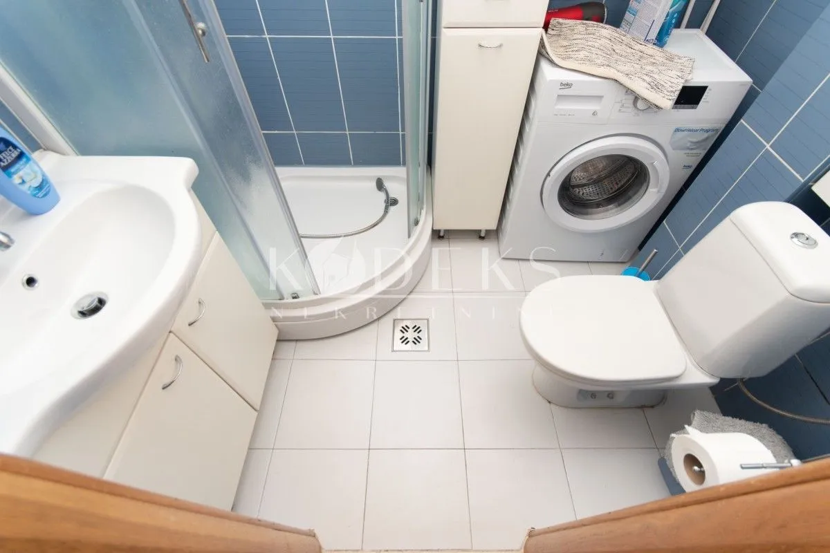 Izdavanje, dvosoban stan, 53m², Centar, Podgorica