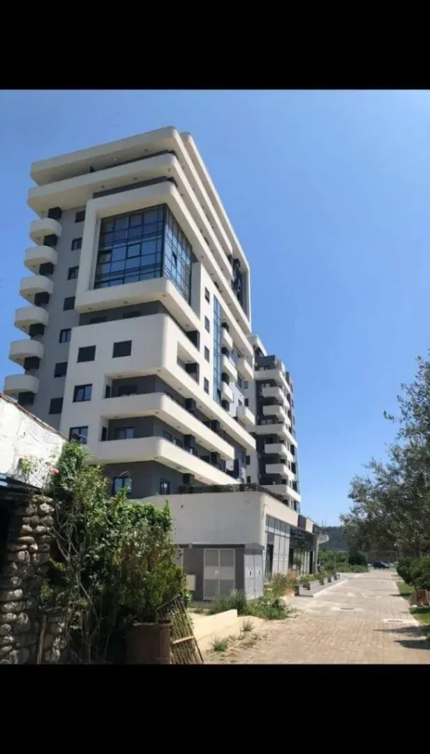 Sale, one bedroom apartment, 52m², Centar, Bar