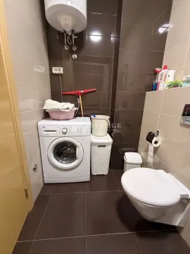 Rent, one bedroom apartment, 55m², Blok 6, Podgorica - image 9