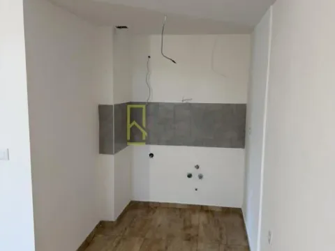 Prodaja, jednosoban stan, 43m², Zabjelo, Podgorica - image 13