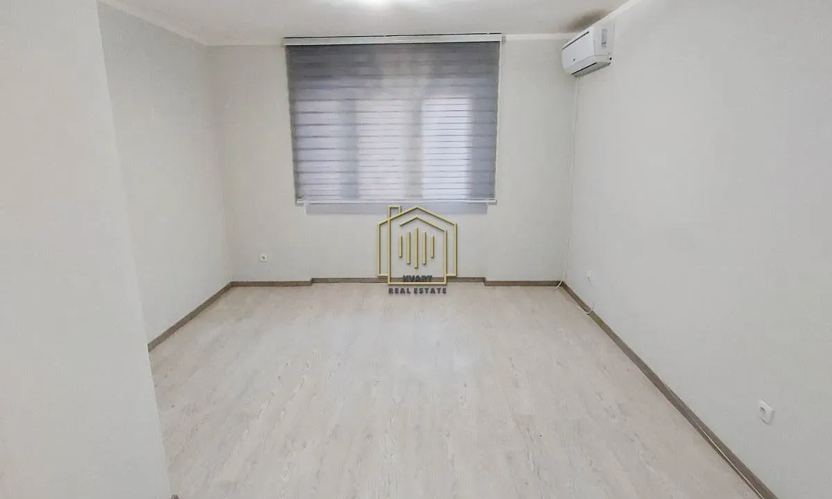Izdavanje, poslovni prostor, 45m², Preko Morače, Podgorica