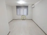 Izdavanje, poslovni prostor, 45m², Preko Morače, Podgorica - image 1