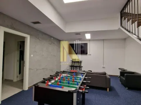 Rent, office space, 527m², Podbara, Novi Sad Sve Podlokacije - image 13