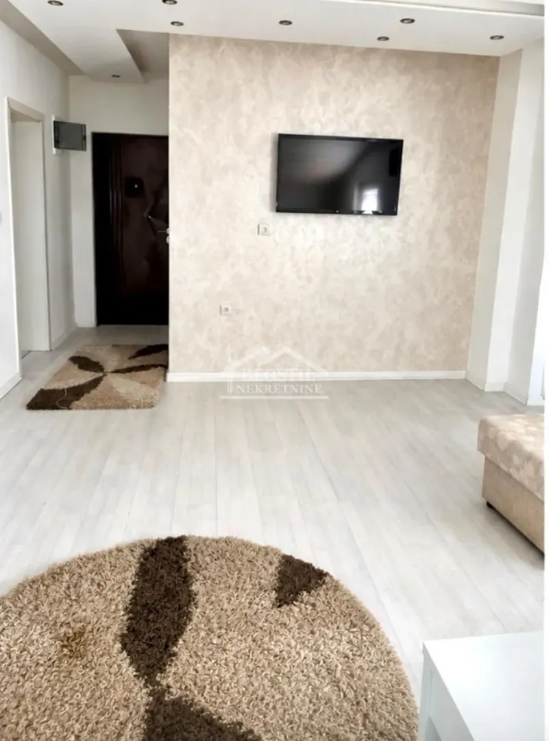 Prodaja, trosoban stan, 74m², Vidikovački venac, Rakovica