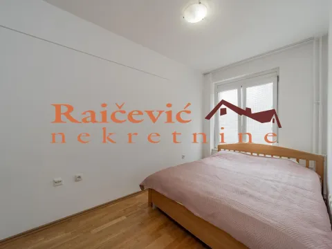 Izdavanje, dvosoban stan, 45m², Gradska Bolnica, Zvezdara Sve Podlokacije - image 13