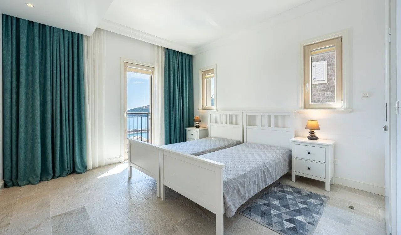 Prodaja, dvosoban stan, 118m², Luštica Bay, Tivat