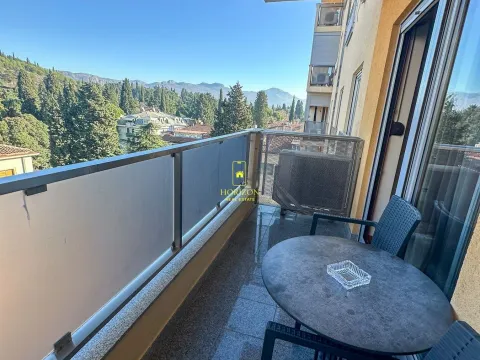 Rent, two bedroom apartment, 75m², Centar, Podgorica - image 3