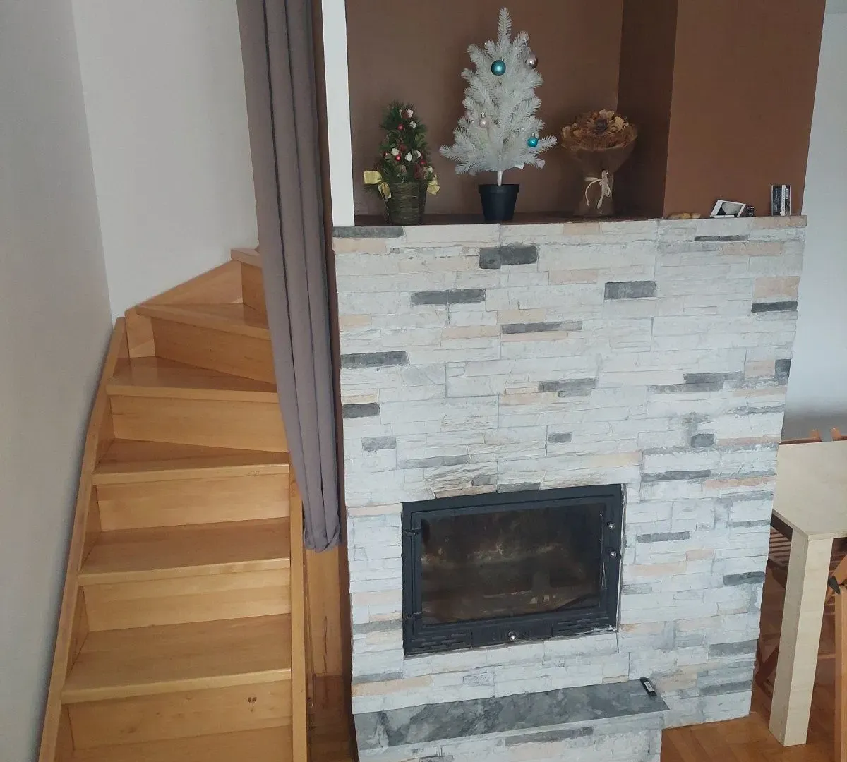 Prodaja, dvosoban stan, 41m², Kraljevi Čardaci, Kopaonik