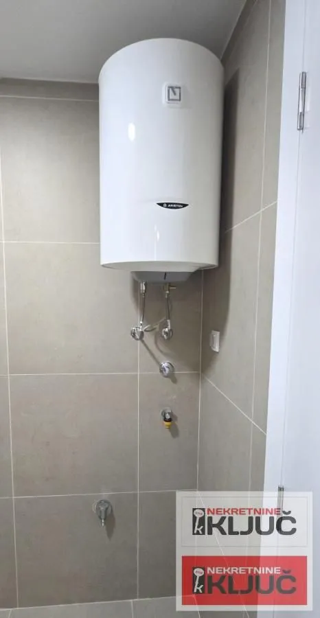 Izdavanje, dvosoban stan, 50m², Telep, Novi Sad Sve Podlokacije