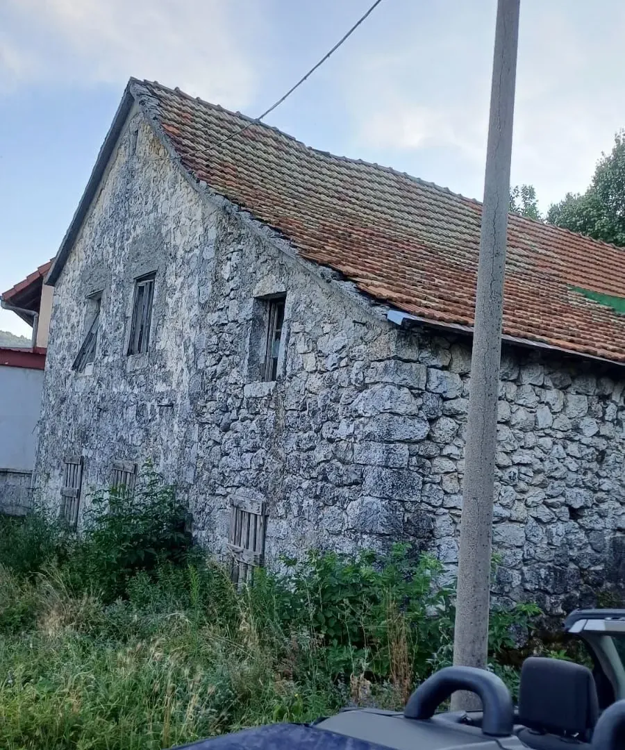 Prodaja, plac, 2744m², Cetinje, Crna Gora