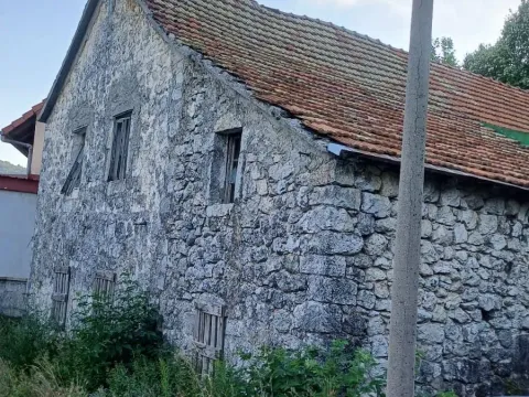 Sale, land lot, 2744m², Cetinje, Crna Gora - image 8