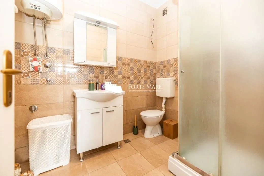 Prodaja, kuća, 555m², Zelenika, Herceg Novi