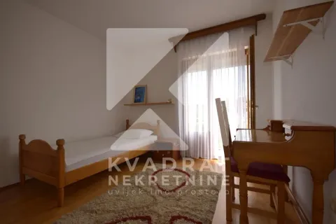 Rent, house, 200m², Dalmatinska ulica, Podgorica - image 17
