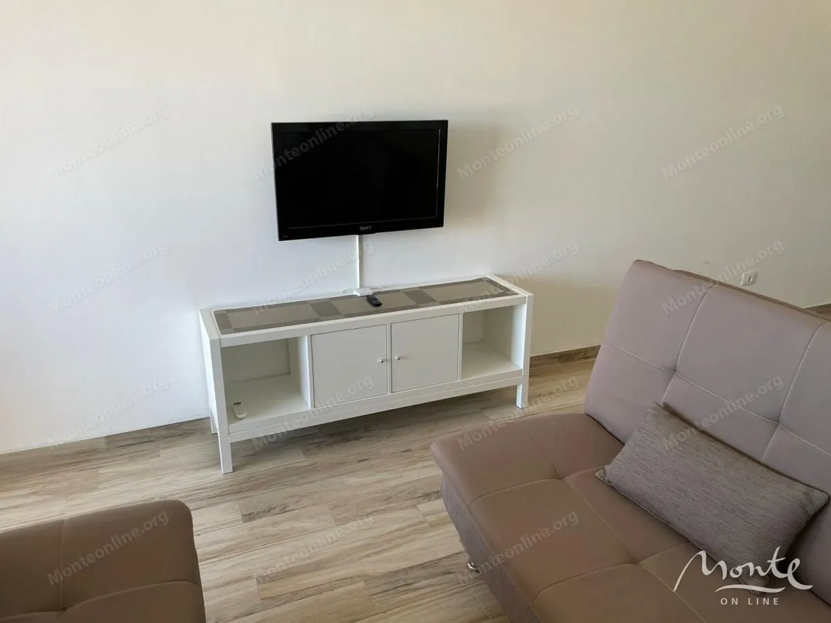 Sale, studio apartment, 33m², Dobre Vode, Bar