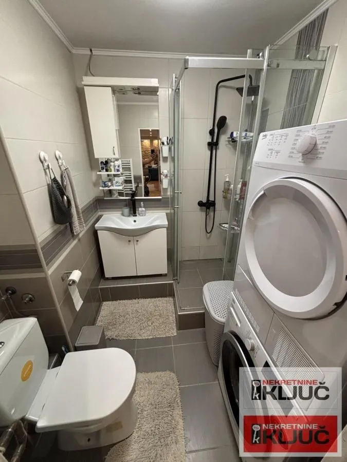 Prodaja, trosoban stan, 80m², Liman 4, Novi Sad Sve Podlokacije