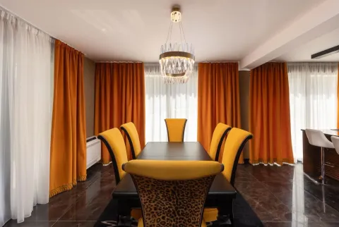 Izdavanje, kuća, 500m², Bonići, Tivat - image 6