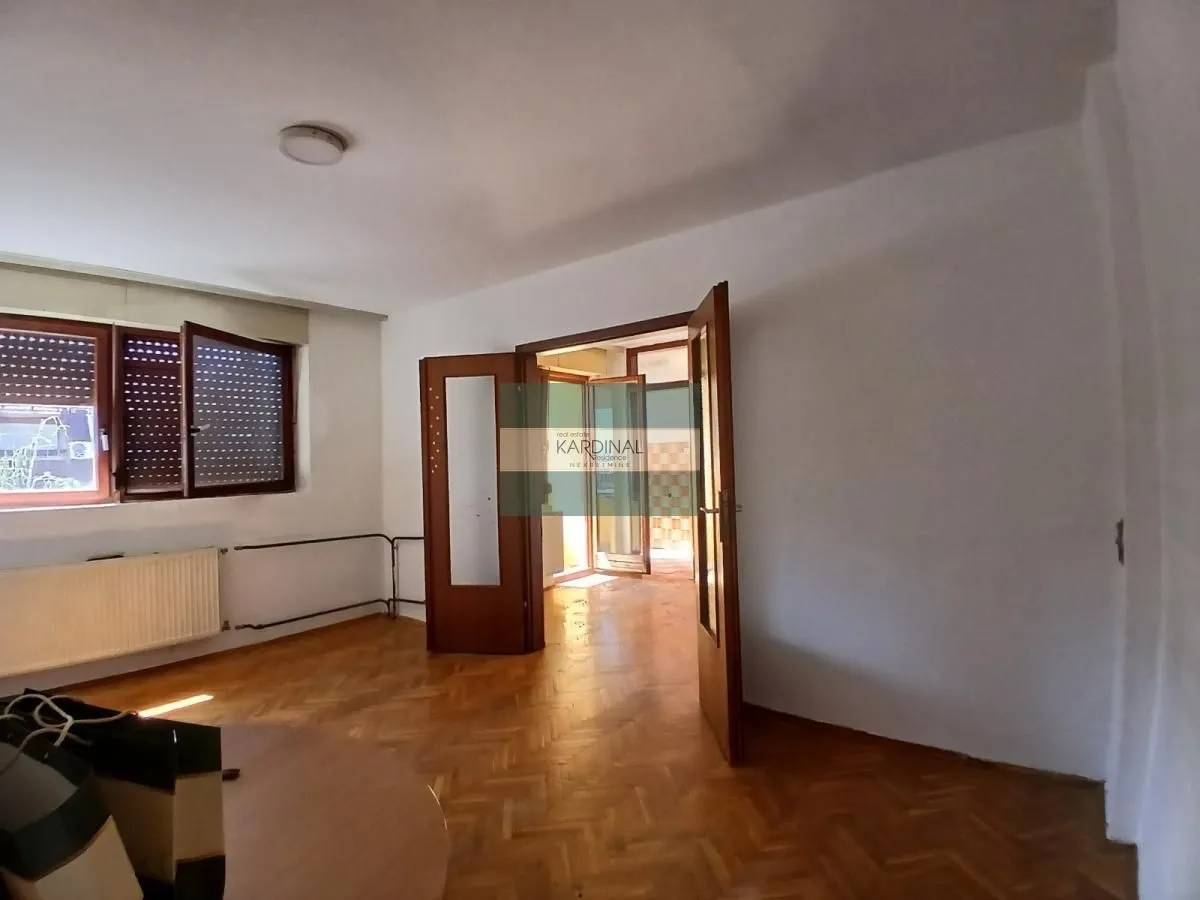 Prodaja, jednosoban stan, 44m², Centar, Jagodina