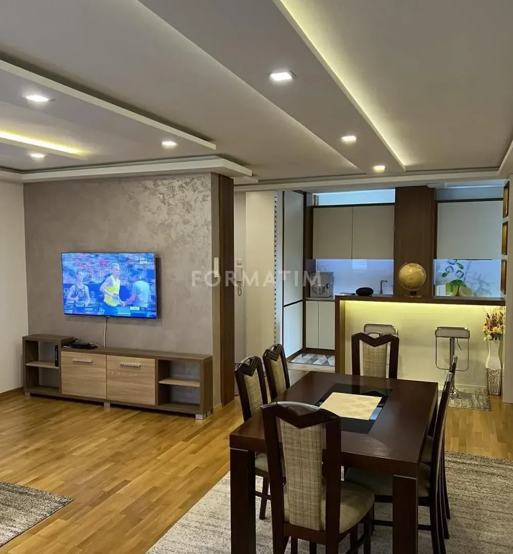 Izdavanje, trosoban stan, 78m², Banjica, Voždovac Sve Podlokacije