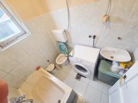 Sale, house, 83m², Rogami, Podgorica - image 11