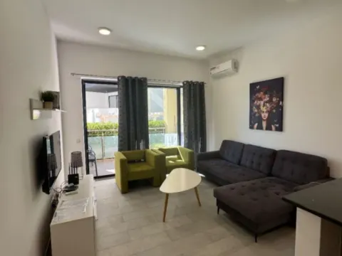 Sale, one bedroom apartment, 57m², Bečići, Budva - image 9