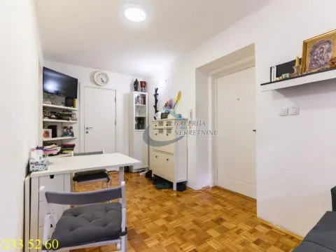 Sale, two bedroom apartment, 44m², Stari Grad, Beograd - image 2