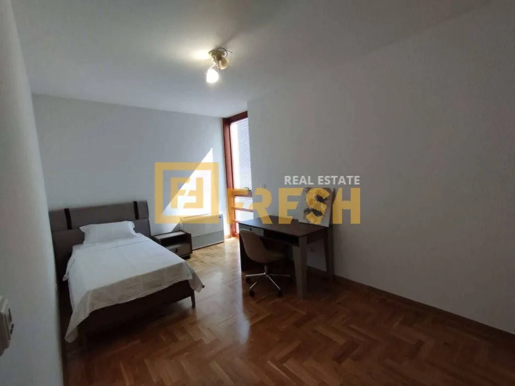 Rent, two bedroom apartment, 95m², Pobrežje, Podgorica