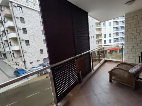 Rent, one bedroom apartment, 58m², Bečići, Budva - image 8