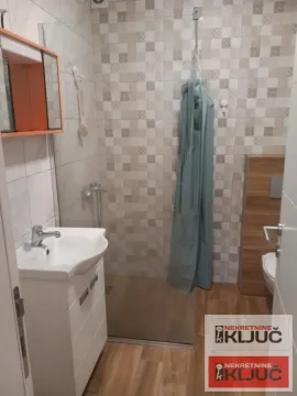Izdavanje, dvosoban stan, 45m², Telep, Novi Sad Sve Podlokacije - image 7